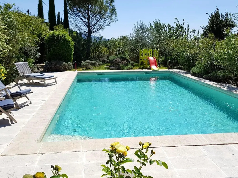 Villa With 5 Bedrooms in Seguret, With Private Pool, Enclosed Garden and Wifi