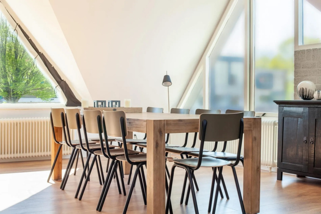 Spacious villa in Rijs near IJsselmeer and forest