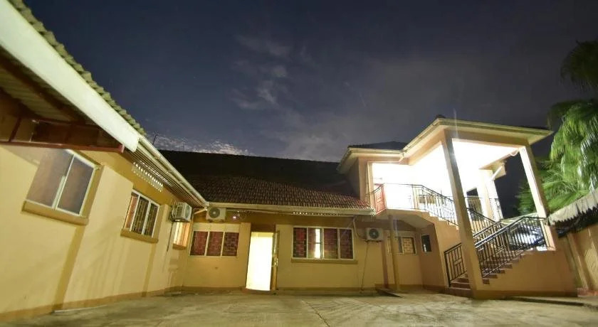 ESquire Inn Entebbe