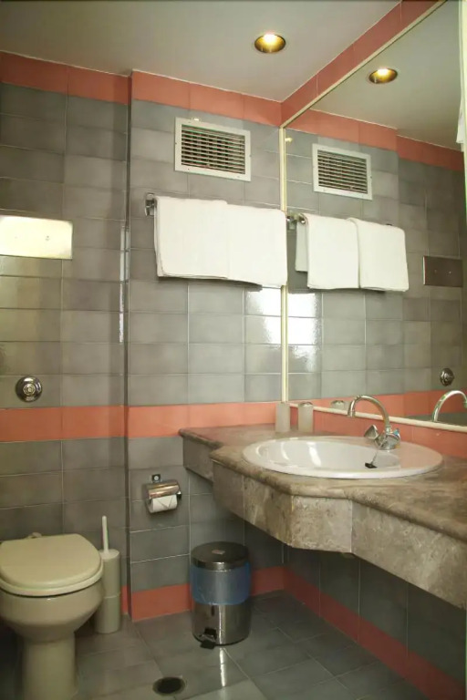 Mantenia Hotel