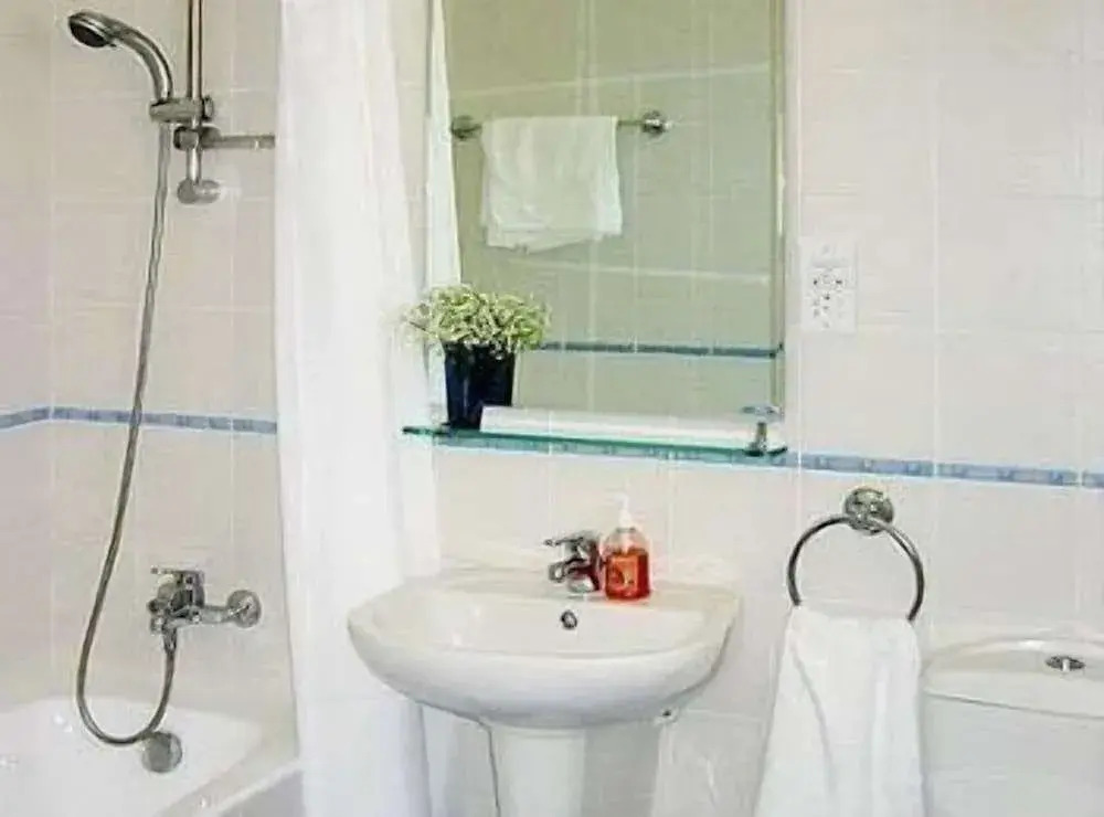 Aura Holiday Villas