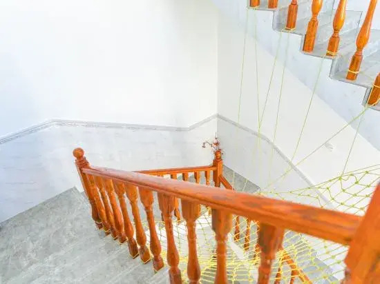 Dali Yimian Mountain View Homestay (Caicun Longqi Wharf Branch)