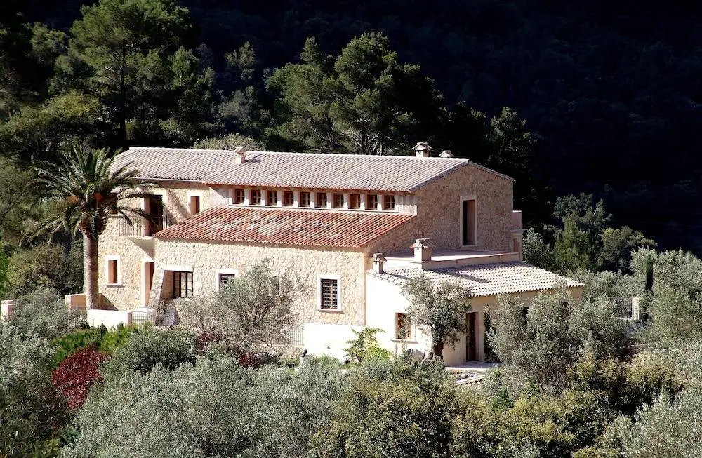 SEra Vella