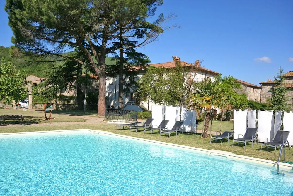 Villa Capolona by PosarelliVillas
