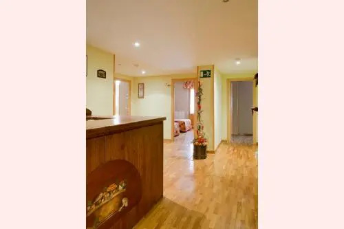 Hostal Valle De Tena