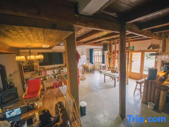 Hangzhou Lin'an Yunxiangjian Homestay (Zhexi Grand Canyon Branch)