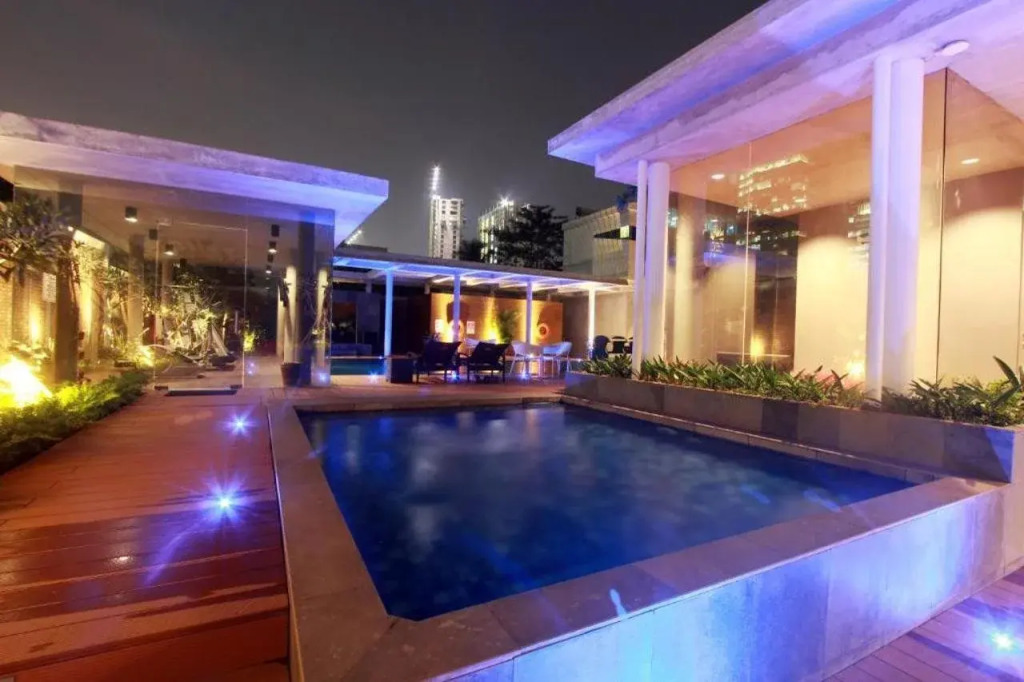 Luxury Apartment By Mediapura