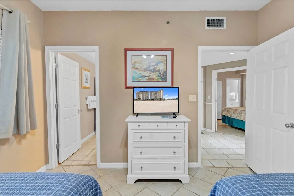 Spacious 3BR Resort Condo Steps From Gulf Beach
