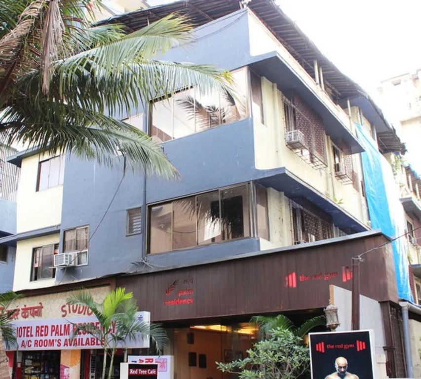 Hotel Red Palm