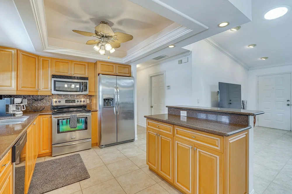 Pet-friendly Cape Coral Home w/ Lanai + Water View
