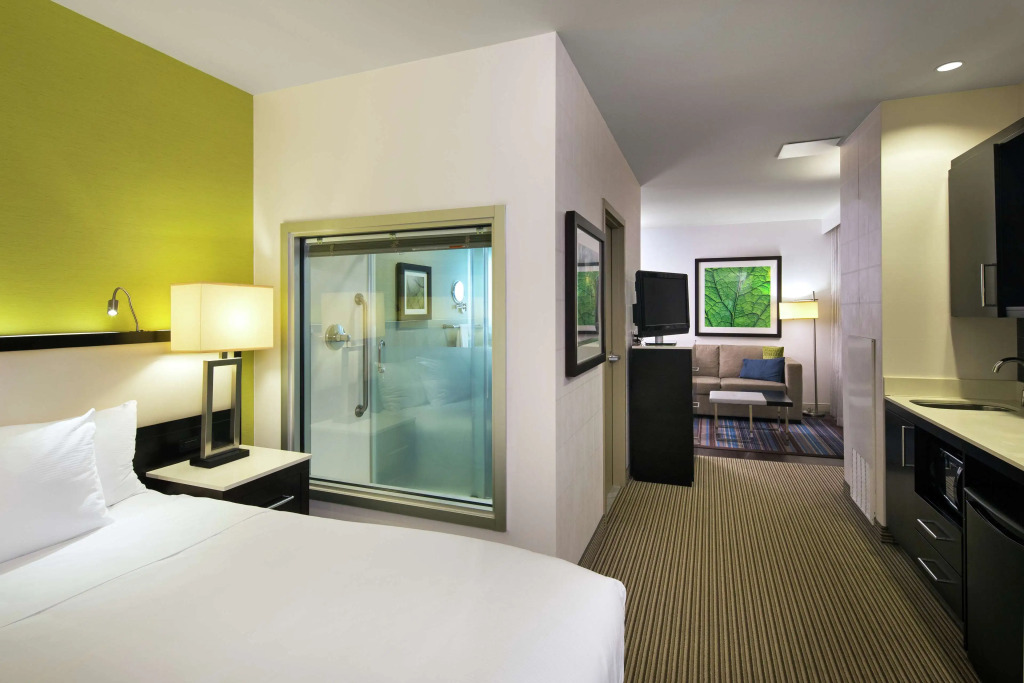 The Hollis Halifax - a DoubleTree Suites by Hilton