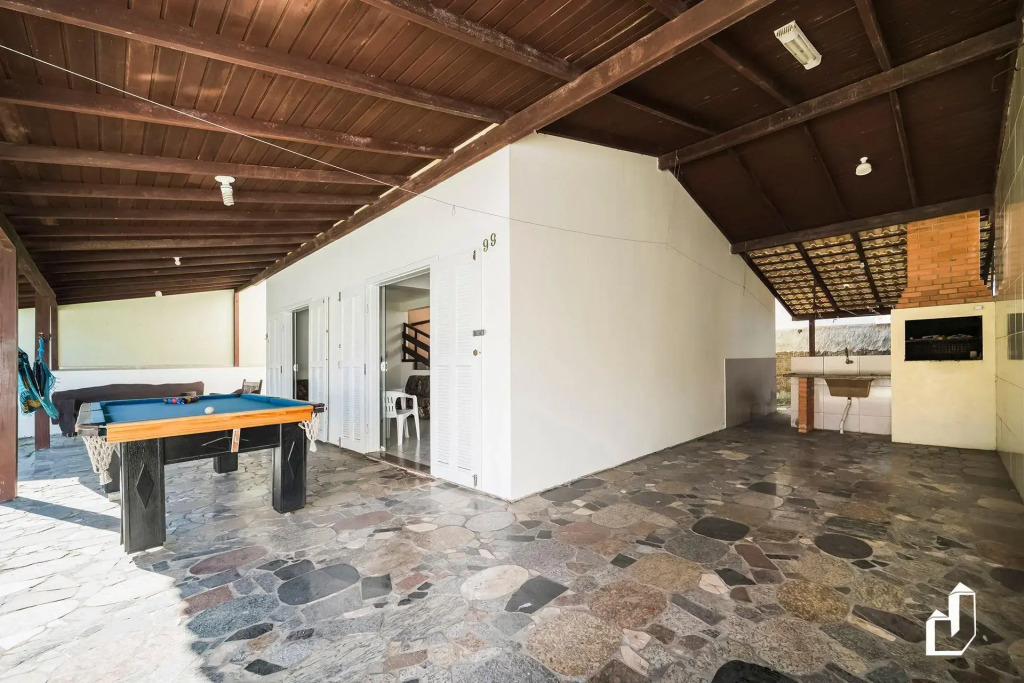 Casa 30m da praia · 10 pessoas · Berço · Sinuca