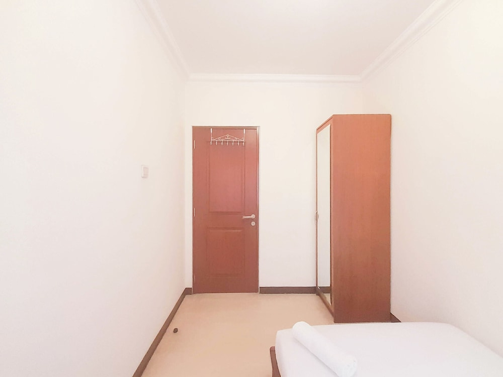 Strategic 2Br At Apartment Grand Setiabudi