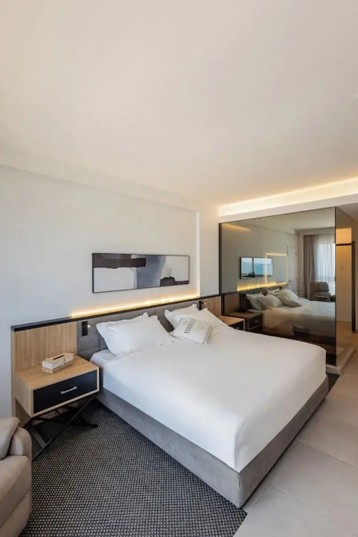 The View - Saint George Hotel