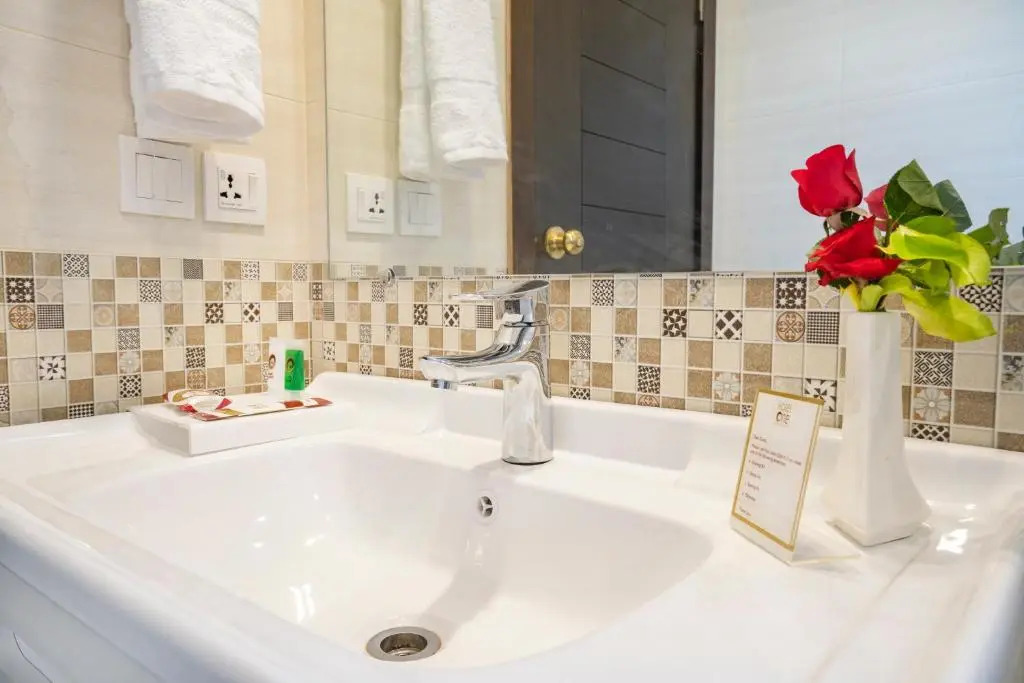 Hotel One MM Alam Road, Lahore