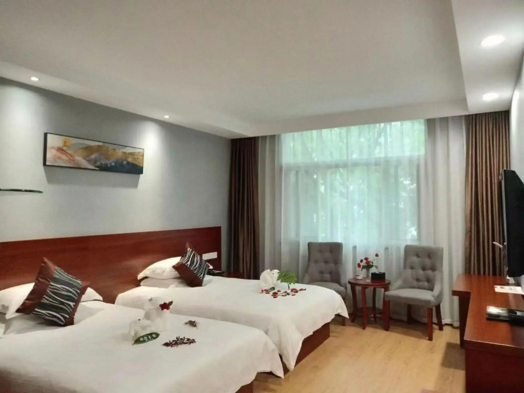 Anqing Yin Bin Hotel