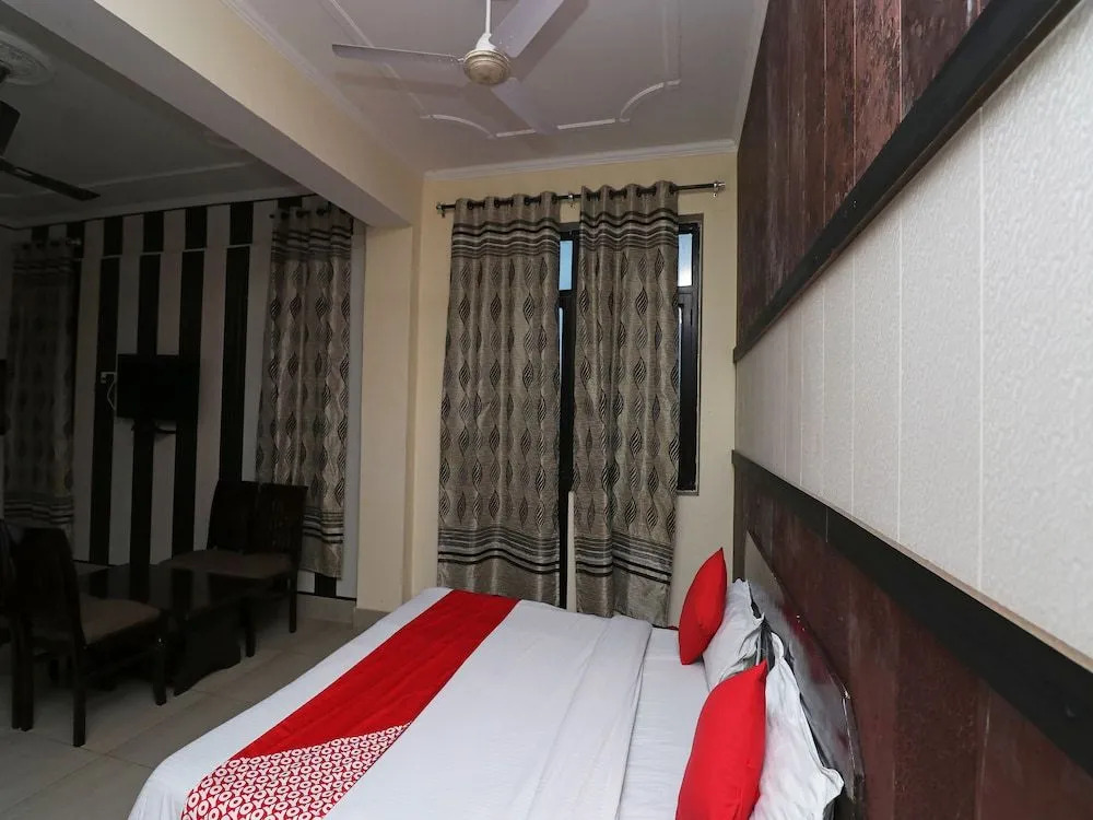OYO 29383 Hotel Heaven Heights