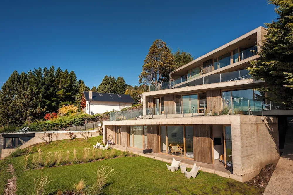 Wa One Lake Homes