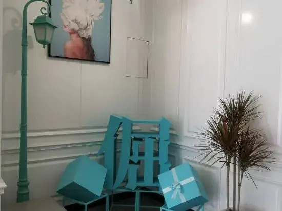 Xi'an Qingya Hotel (Shijiazhuang Railway Station Tatan Shop)