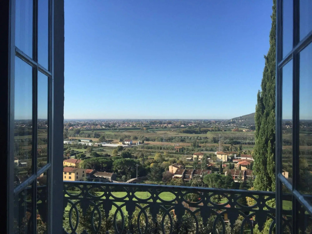 Villa Alta - Residenza depoca con piscina