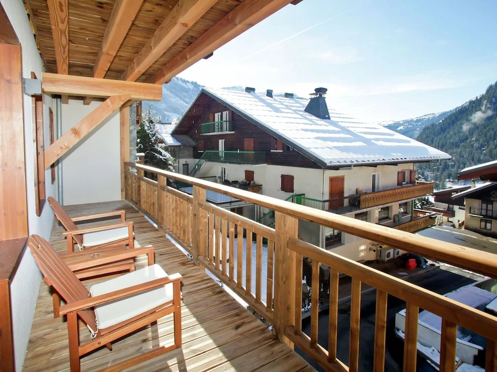 Comfortable Apartment in Chatel, 50 m. From the ski Lift
