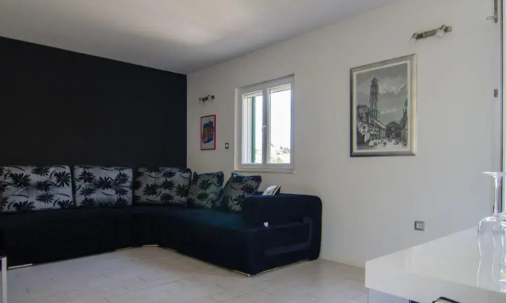 Villa Green Garden - Three Bedroom Holiday Home With Private Pool ST ID Direct Booker 7950