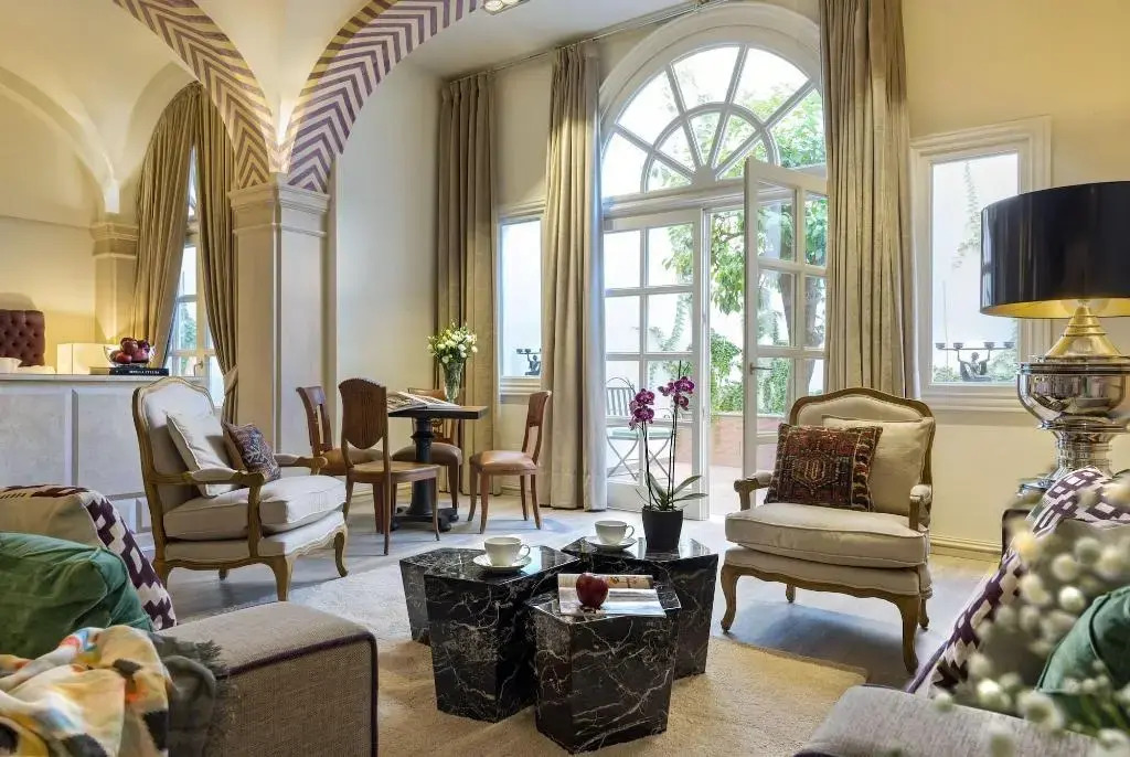 Casa de Triana Luxury Suites by Casa del Poeta