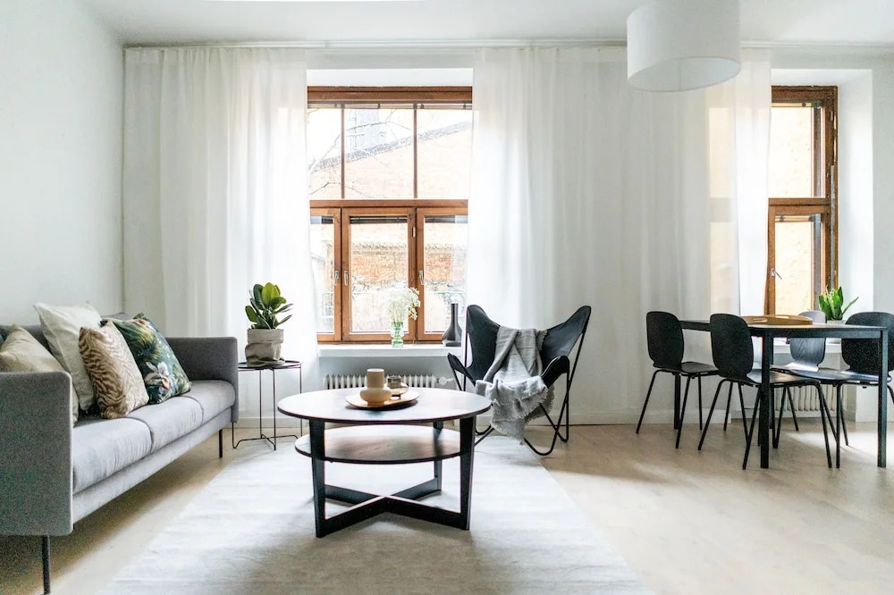 Peaceful courtyard studio in Katajanokka