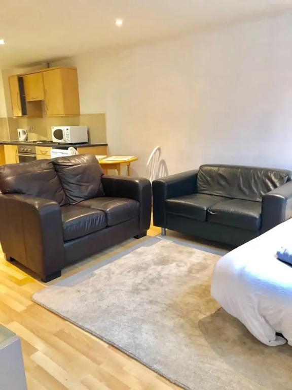 Liverpool City Centre Apartment