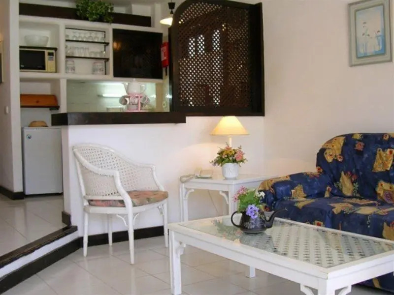 Club Timanfaya Apartamentos