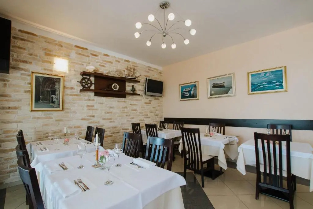 Hotel Vila Tina