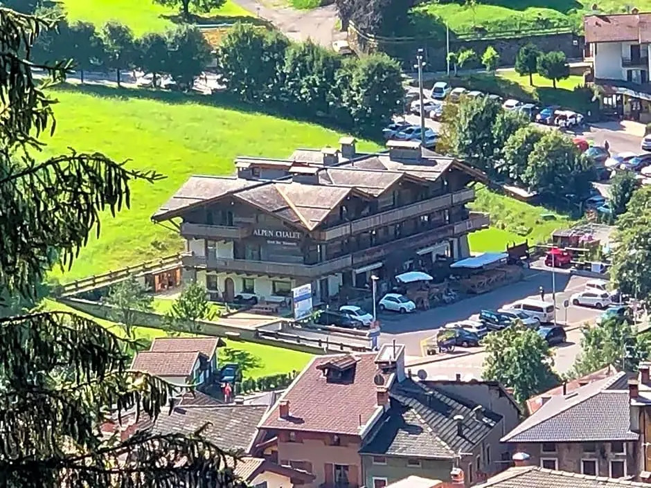 Alpen Chalet - Charme Mountain Hotel