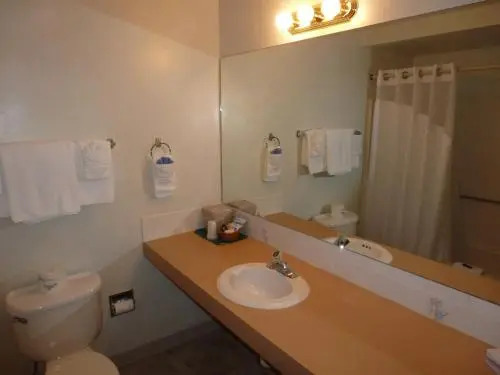 Riverwood Inn