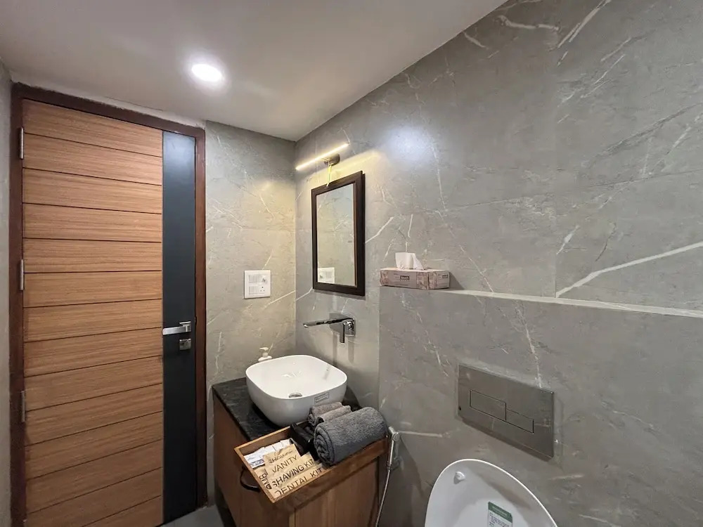 Housr Sector 45 Gurgaon Artemis Hospital