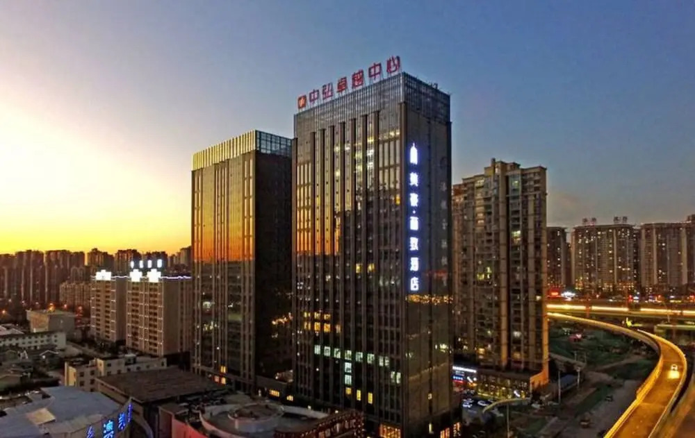 Luoyang Mehood Lestie Hotel Sport Center