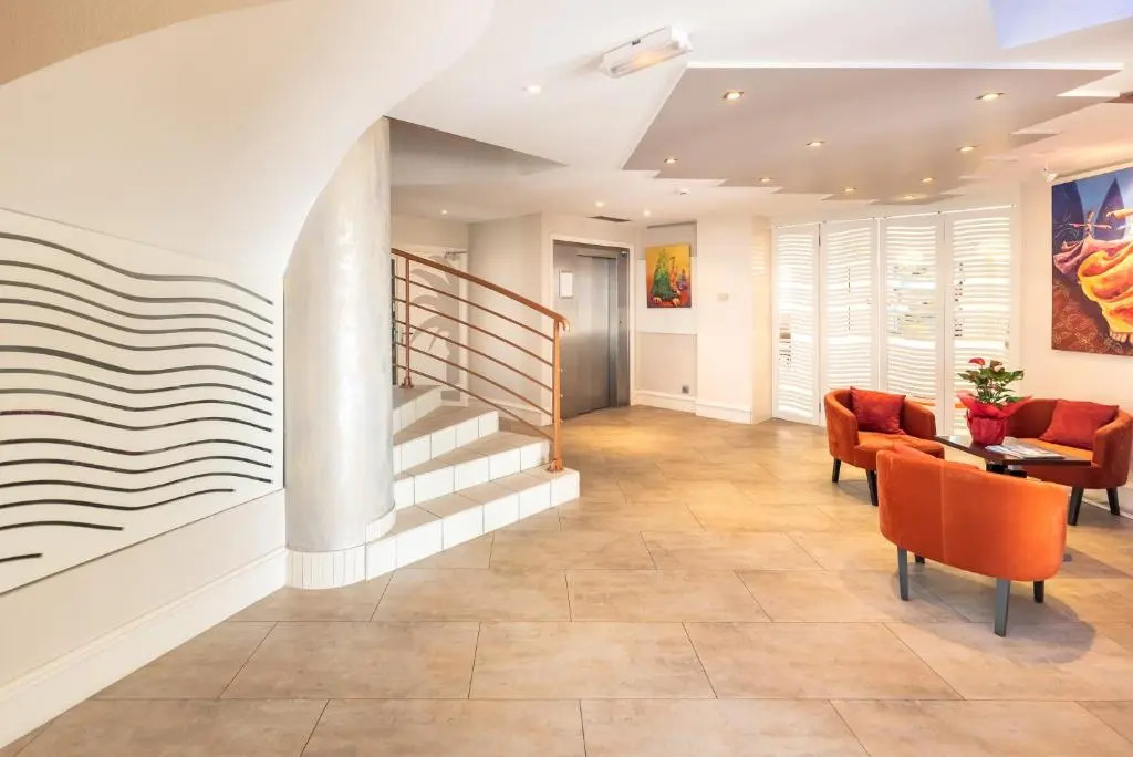 Mercure Saint Raphael Centre Plage