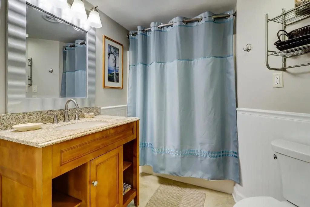 512 Oceanwalk 2 BR Forest Beach Condo