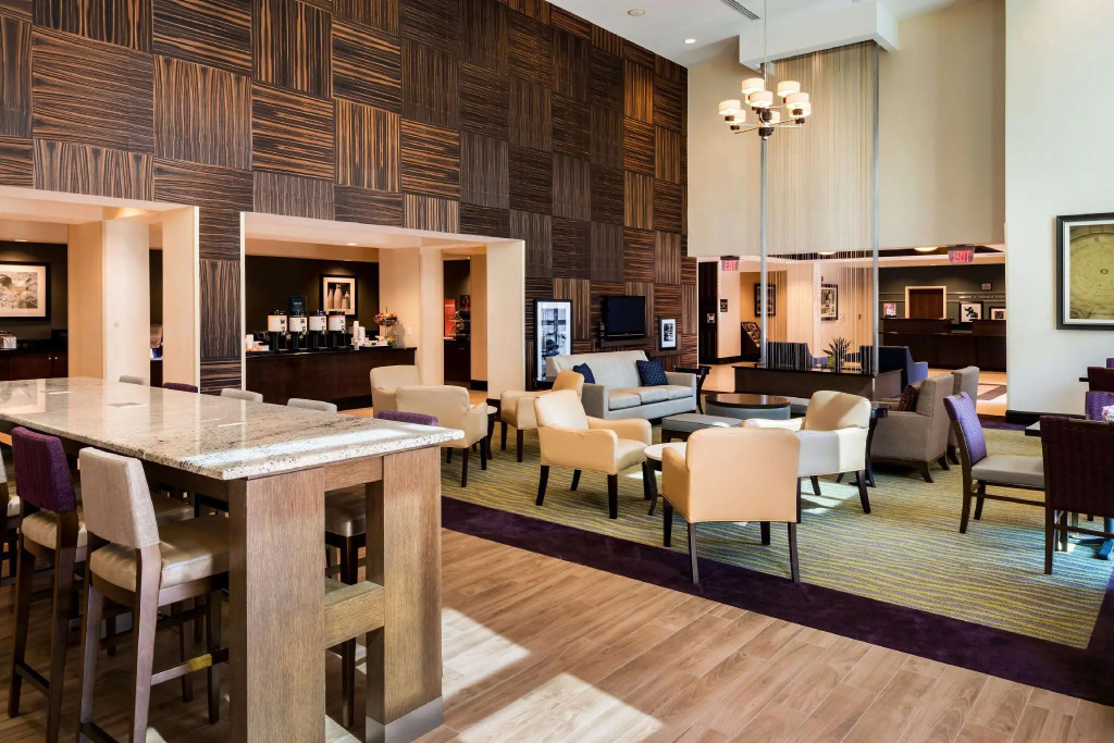 Hampton Inn & Suites National Harbor/Alexandria Area