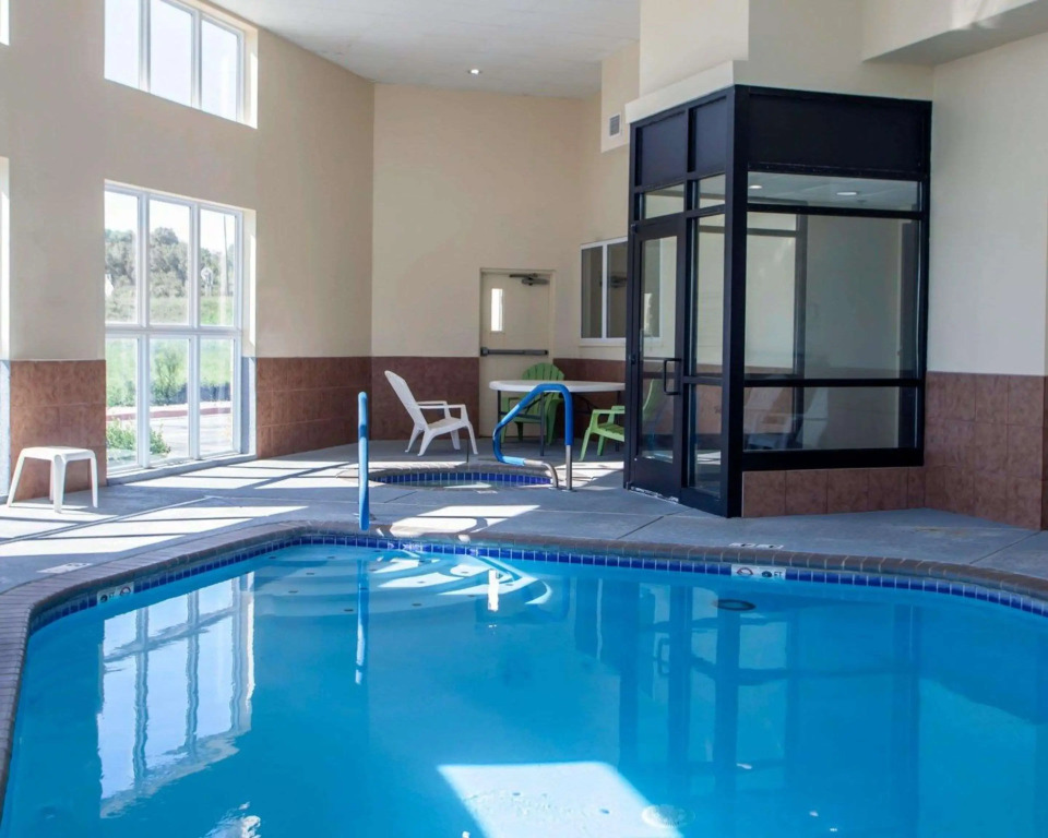 Comfort Inn & Suites Harrisonville