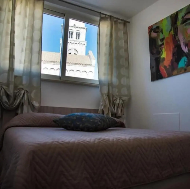 Brezza Marina Reataurant E  B&B