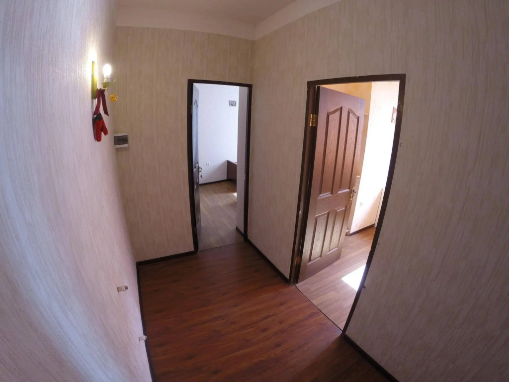 Glide Hostel
