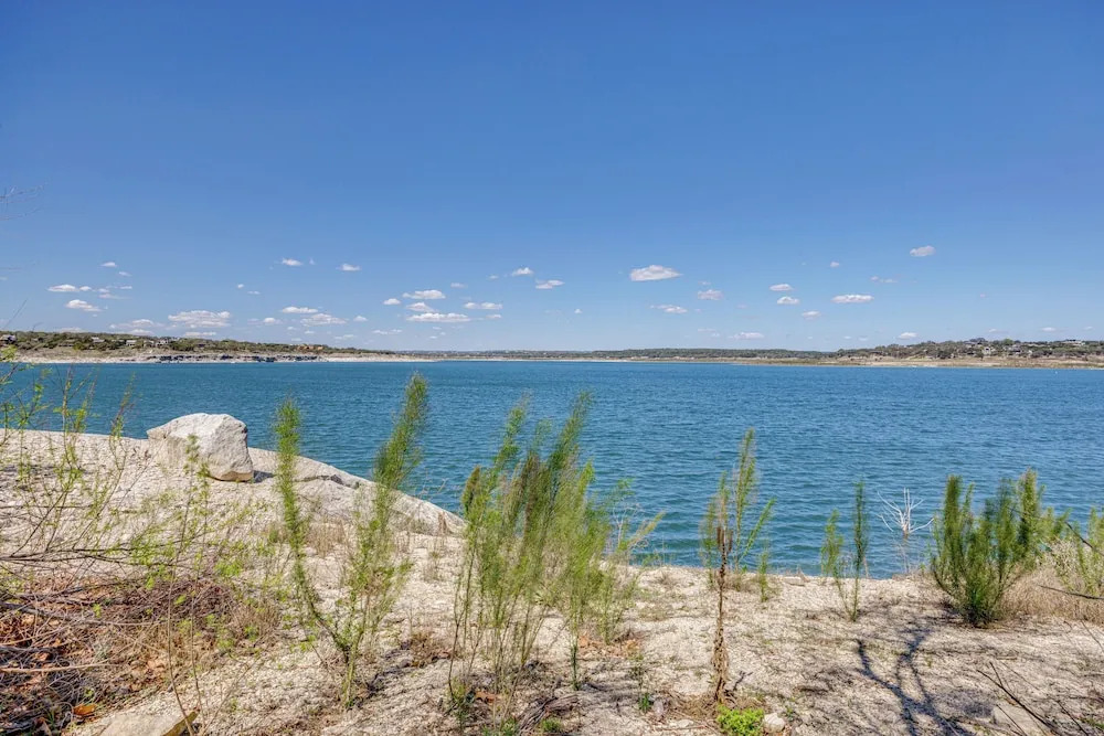 Amazing Waterfront Views & Sauna: Canyon Lake Home