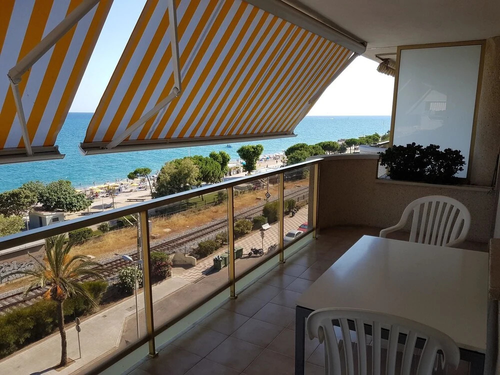 Apartment With 3 Bedrooms in Pineda de Mar, With Wonderful sea View, P