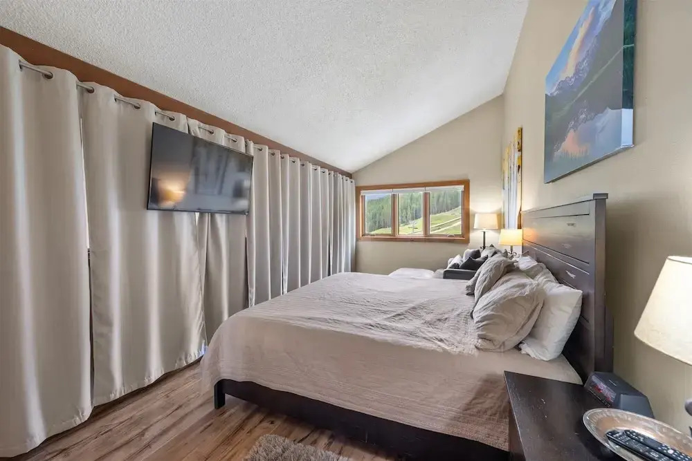 Fp300 Foxpine Inn 2 Bedroom Condo