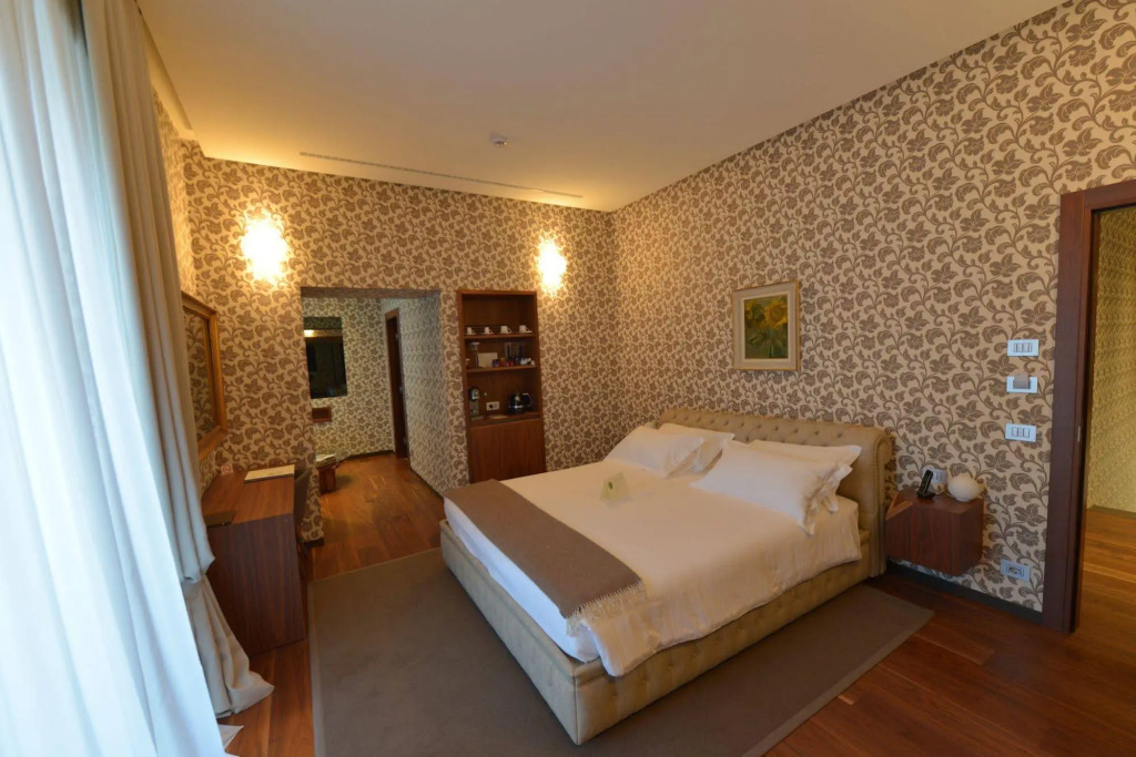 Villa Lario Resort Mandello