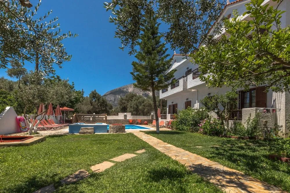 Evagelistria Apartments