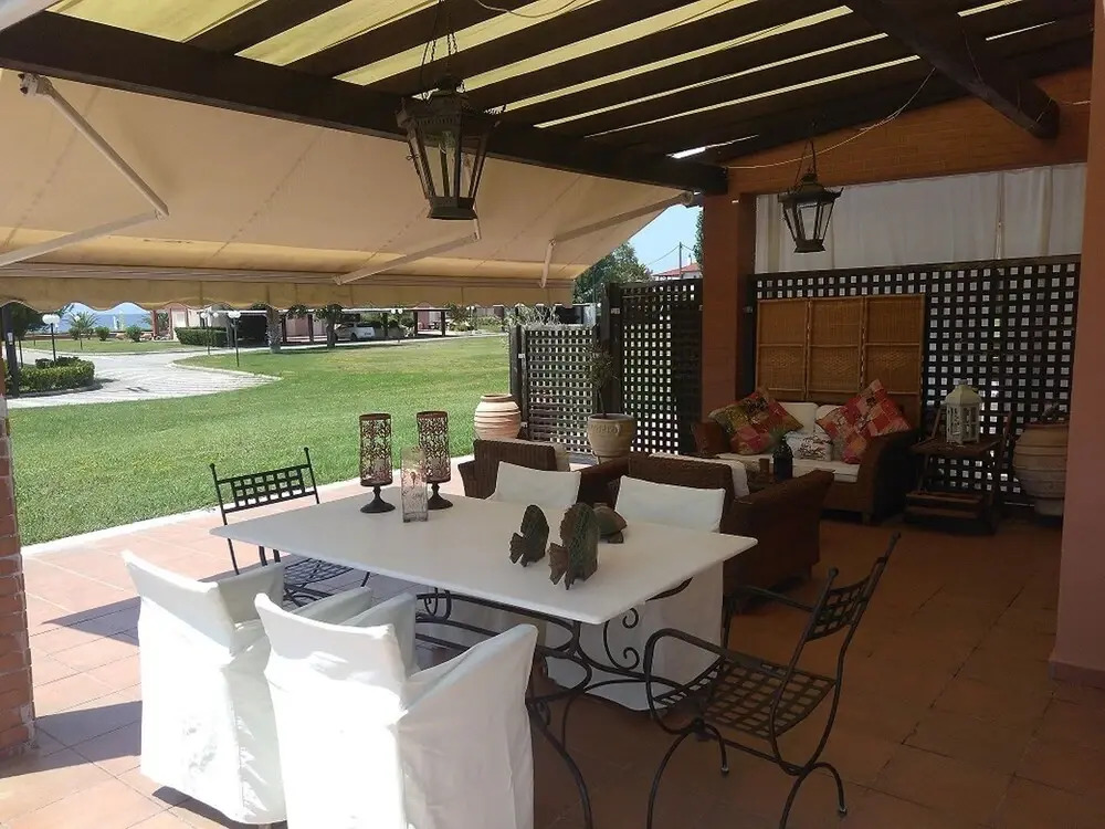 Sansen Villa Tripotamos