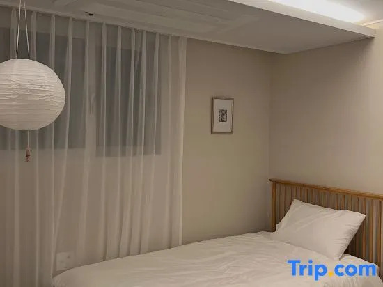 [New SuiteRoom]Yeonnam,Hongdae 5minutes,Airportbus/Yeonhui-dong,4person,detached/Elevator/Parking