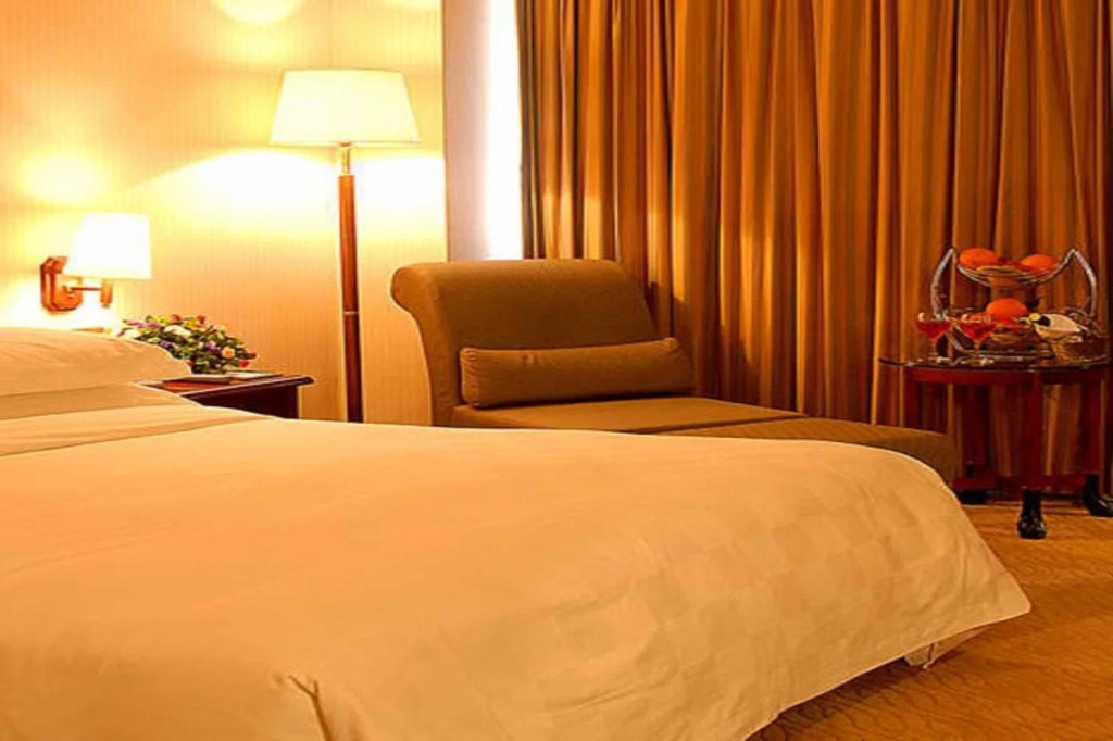 Eeril Hotel (Shenzhen Futian Convention and Exhibition Center Branch) 
