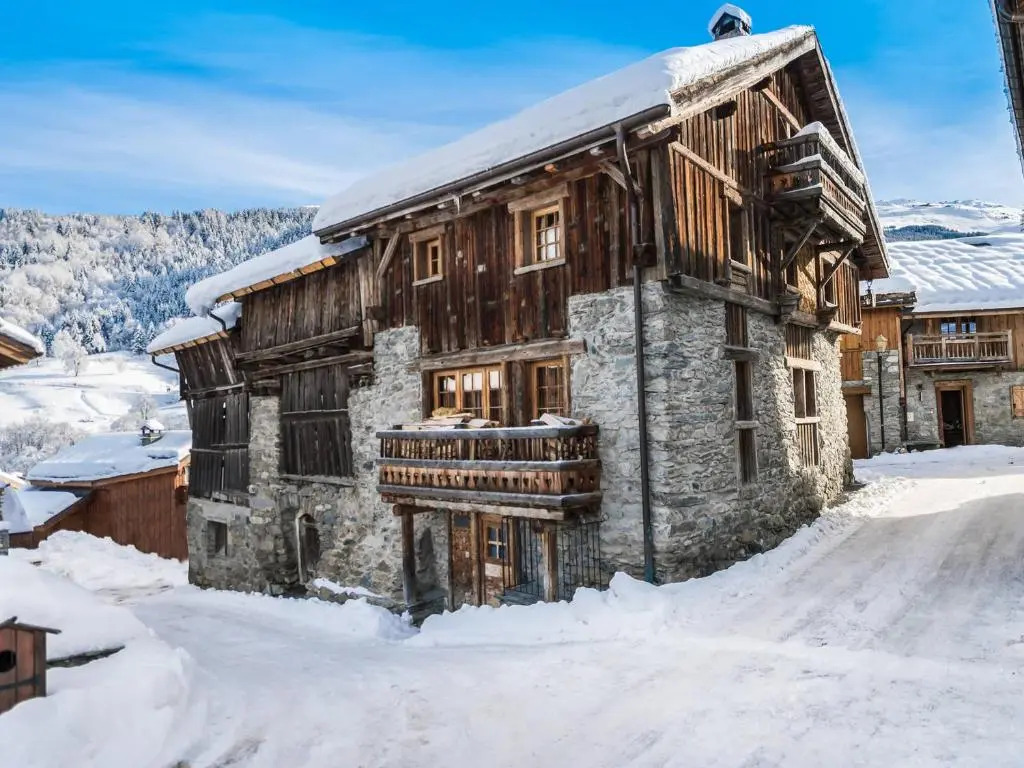 Chalet authentique avec jacuzzi, sauna et parking pour 12 personnes - FR-1-566-8